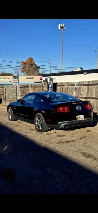 2012 Ford S197 Mustang - Image 2 of 10