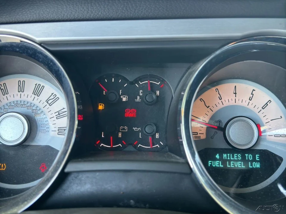 2012 Ford S197 Mustang - Image 11 of 21