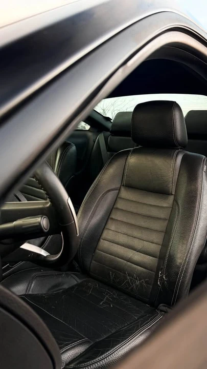 2012 Ford S197 Mustang - Image 10 of 16