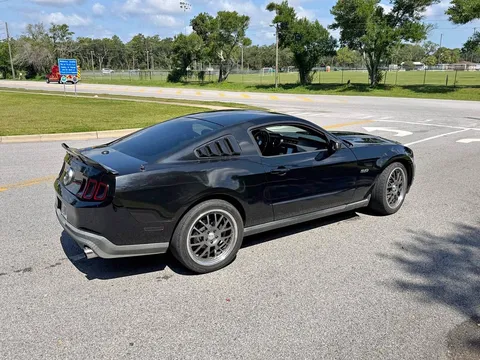 2012 Ford Mustang GT Premium Coupe 2D