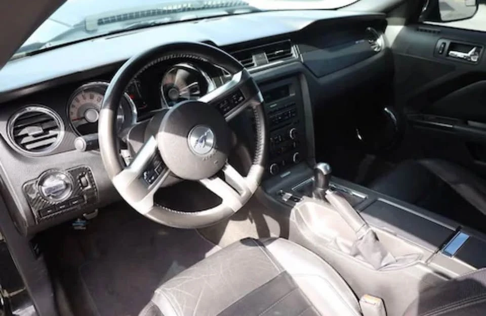 2012 Ford S197 Mustang GT - Image 11 of 18