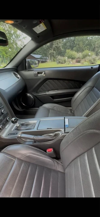 2012 Ford S197 Mustang GT - Image 6 of 8