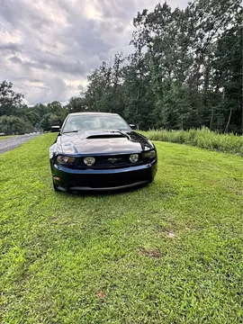 2012 Ford Mustang GT Premium Coupe 2D