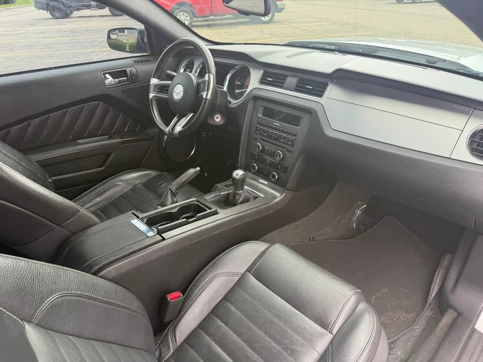 2012 Ford S197 Mustang GT - Image 5 of 6