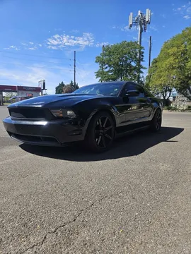 2012 Ford Mustang GT Premium Coupe 2D