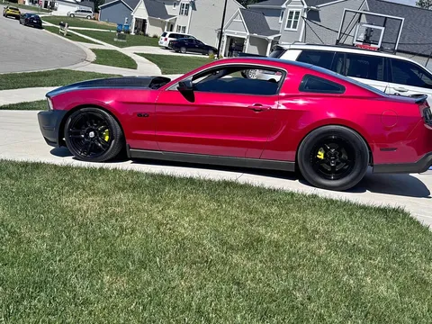 2012 Ford Mustang GT Premium Coupe 2D