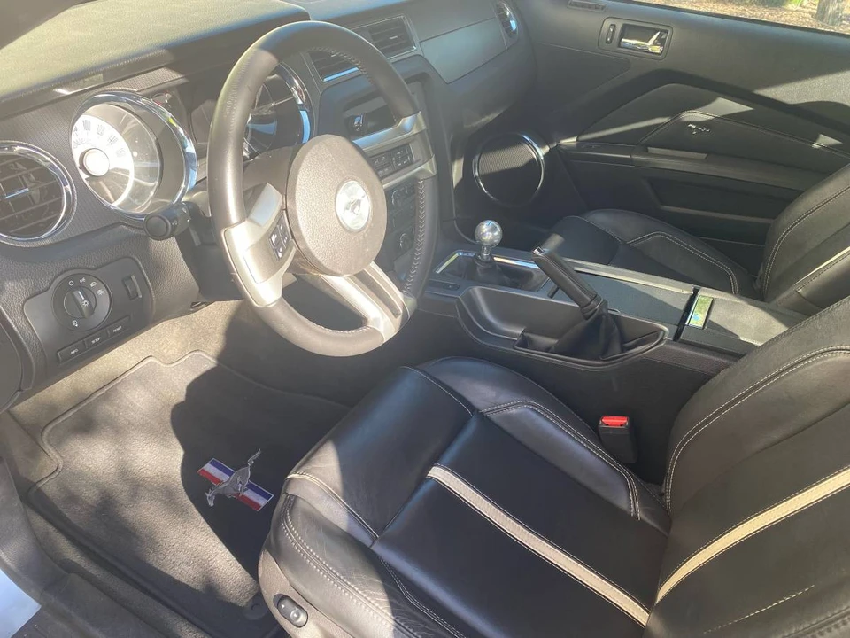 2012 Ford S197 Mustang GT - Image 16 of 18