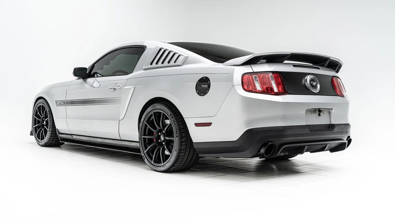 2012 Ford S197 Mustang - Image 2 of 23