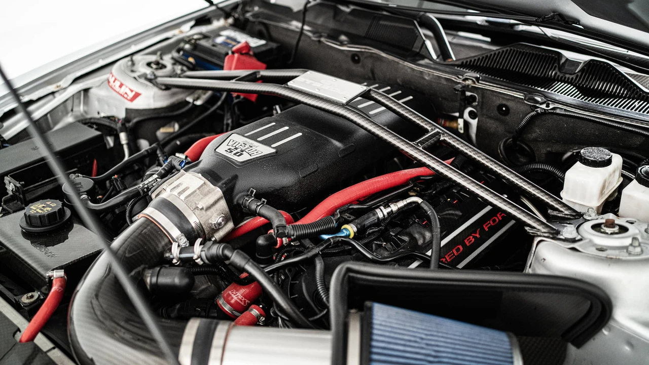 2012 Ford S197 Mustang - Image 8 of 23