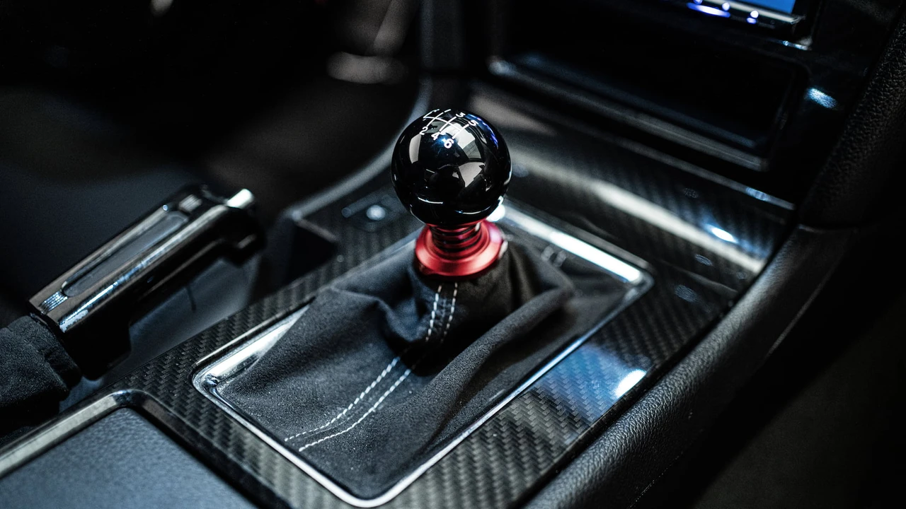 2012 Ford S197 Mustang - Image 16 of 23
