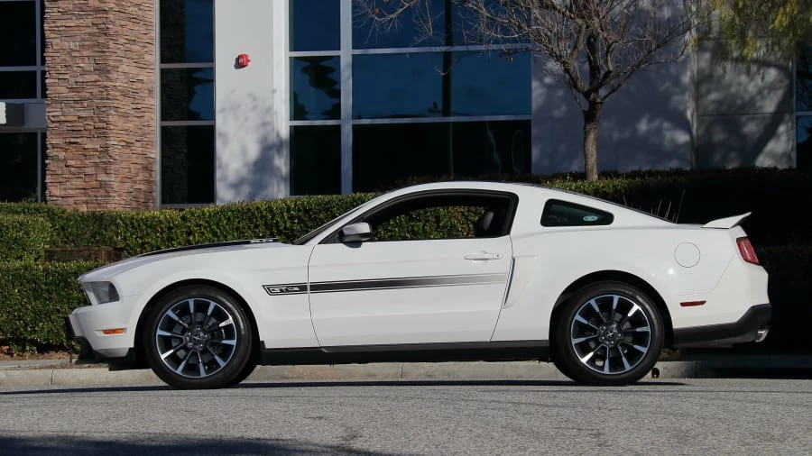 2012 Ford S197 Mustang - Image 2 of 19