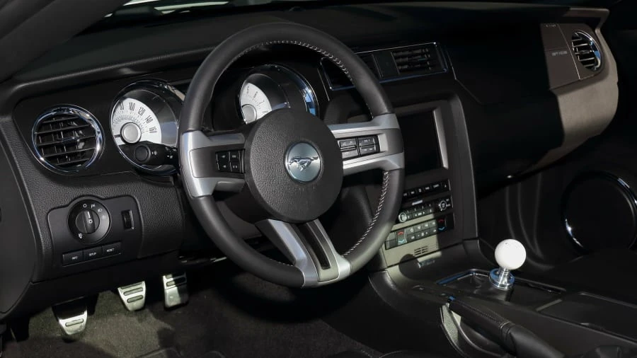 2012 Ford S197 Mustang - Image 9 of 19