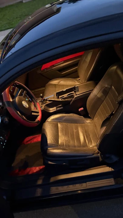 2012 Ford S197 Mustang - Image 6 of 6
