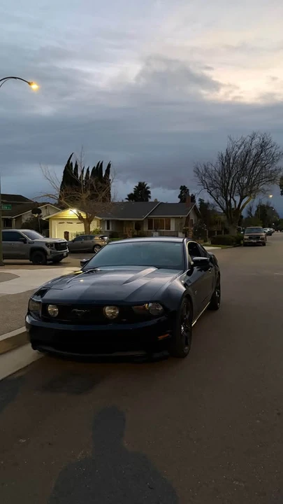 2012 Ford S197 Mustang - Image 2 of 6