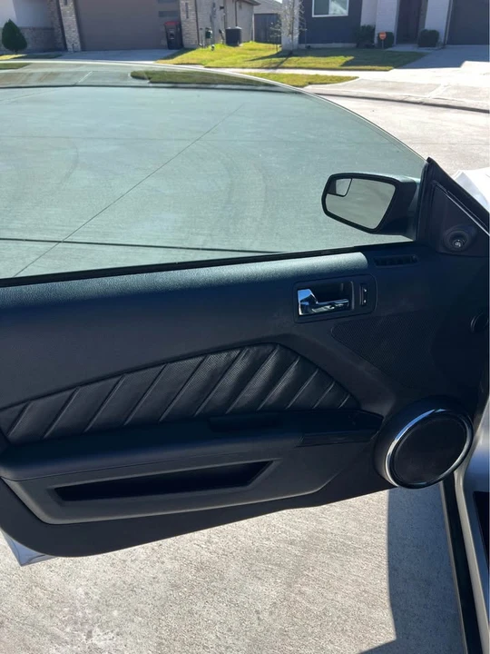 2012 Ford S197 Mustang - Image 12 of 19