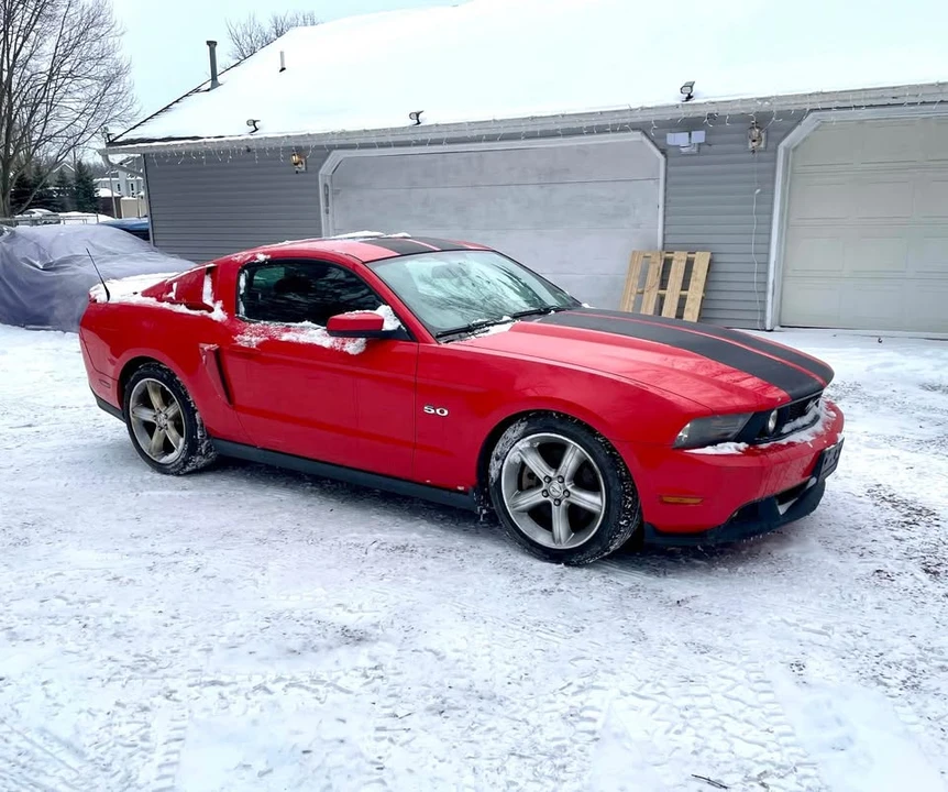 2012 Ford S197 Mustang - Image 2 of 6