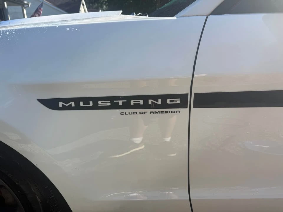 2012 Ford S197 Mustang - Image 2 of 17