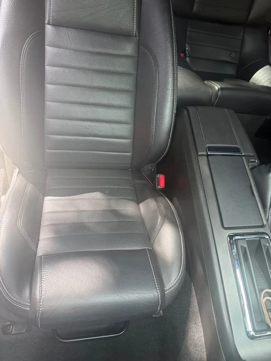 2012 Ford S197 Mustang - Image 11 of 17