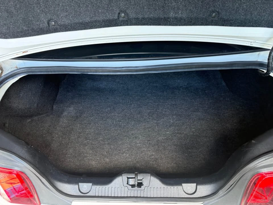 2012 Ford S197 Mustang - Image 15 of 17