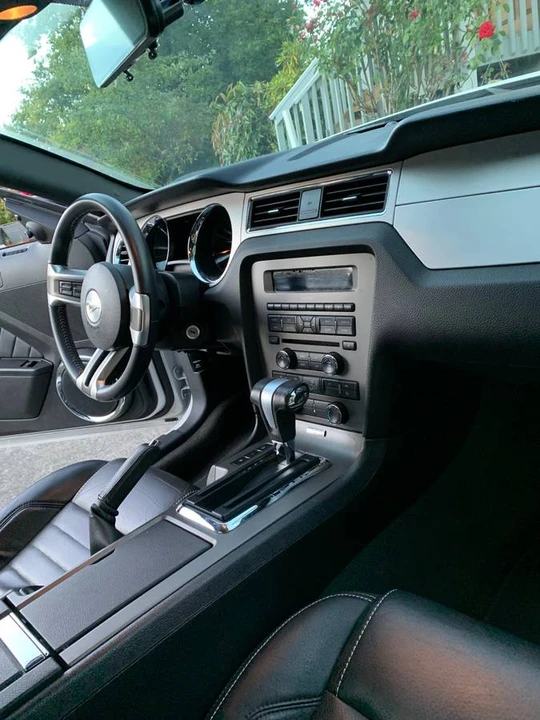 2012 Ford S197 Mustang - Image 5 of 8