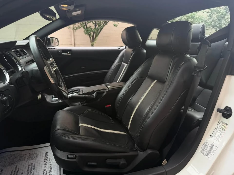 2012 Ford S197 Mustang - Image 13 of 17