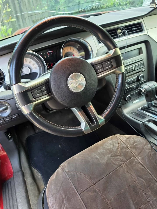 2012 Ford S197 Mustang - Image 7 of 11