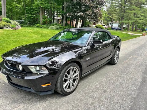2012 Ford Mustang GT Convertible