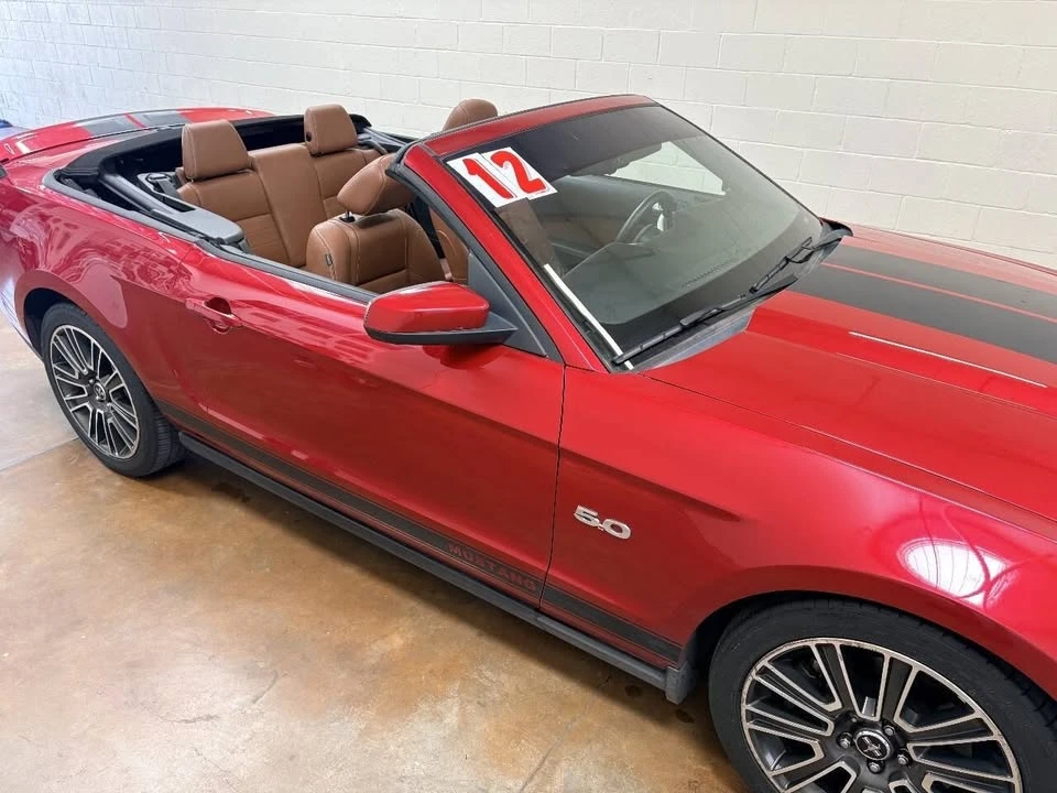 2012 Ford S197 Mustang - Image 10 of 14