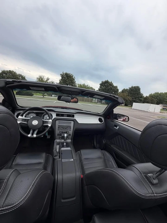2012 Ford S197 Mustang - Image 12 of 16