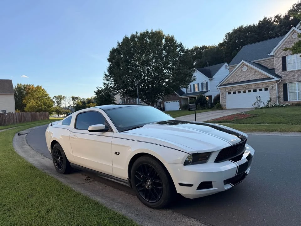 2012 Ford S197 Mustang - Image 7 of 11