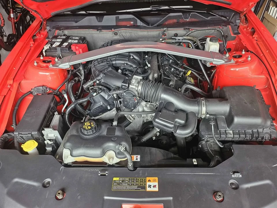 2012 Ford S197 Mustang - Image 8 of 12