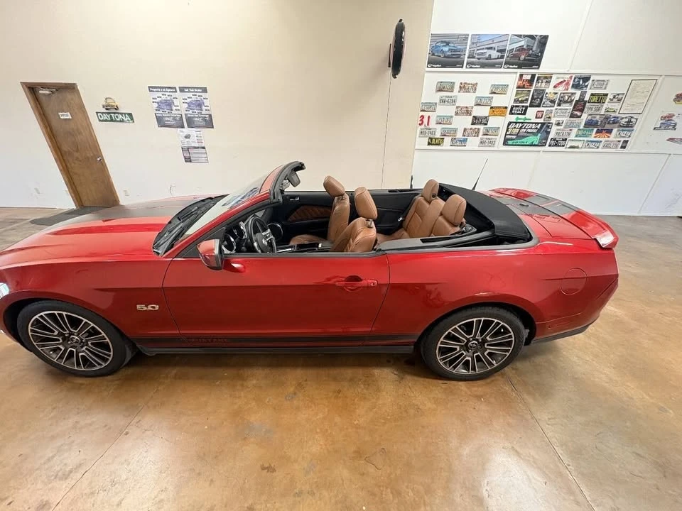 2012 Ford S197 Mustang - Image 11 of 14