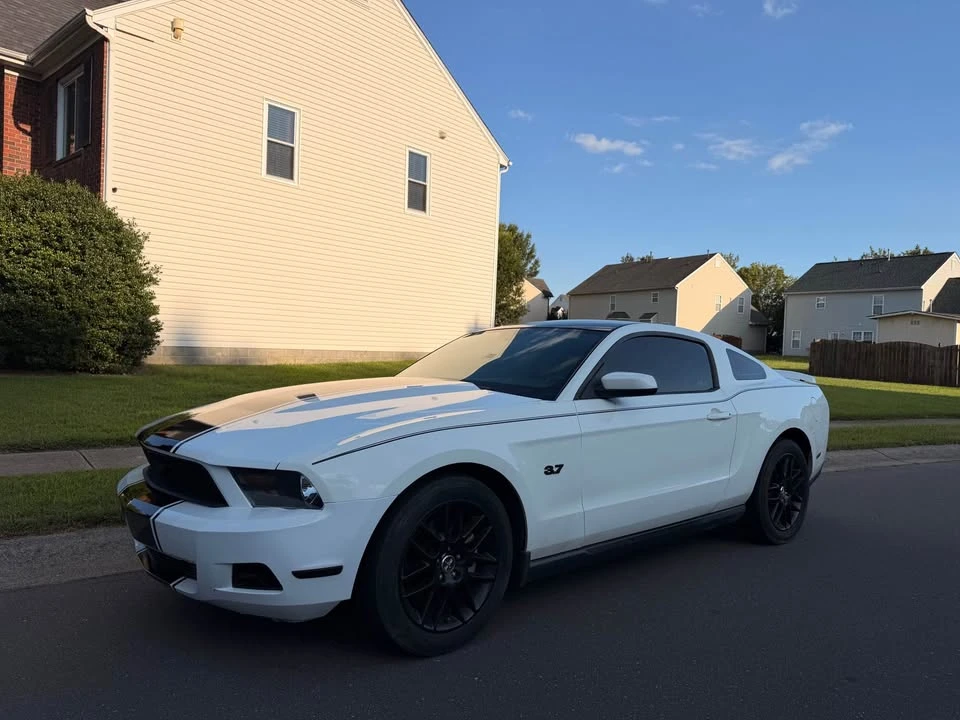 2012 Ford S197 Mustang - Image 6 of 11