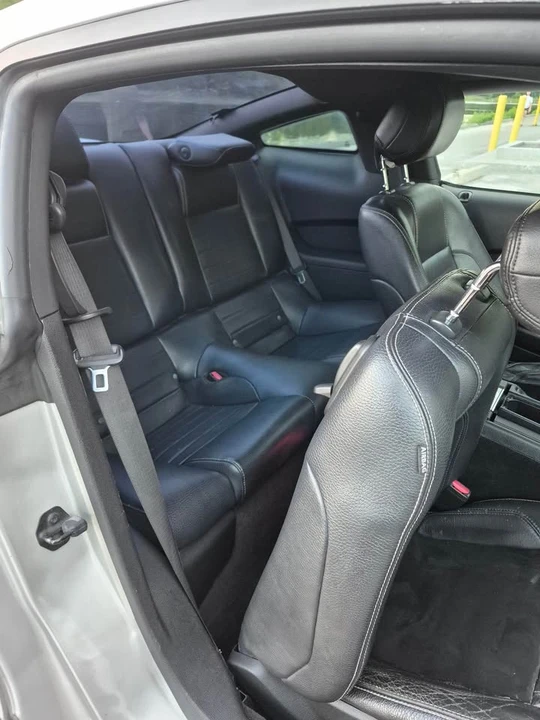 2012 Ford S197 Mustang - Image 14 of 17