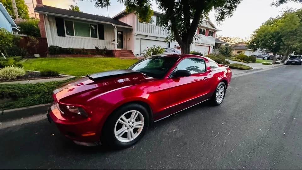 2012 Ford S197 Mustang - Image 2 of 5