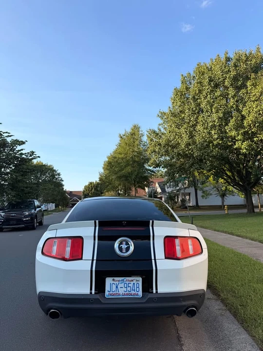 2012 Ford S197 Mustang - Image 5 of 11