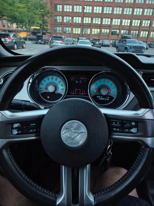 2012 Ford S197 Mustang - Image 15 of 17