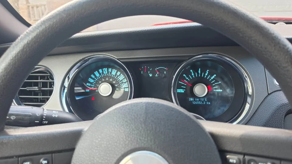 2012 Ford S197 Mustang - Image 10 of 11