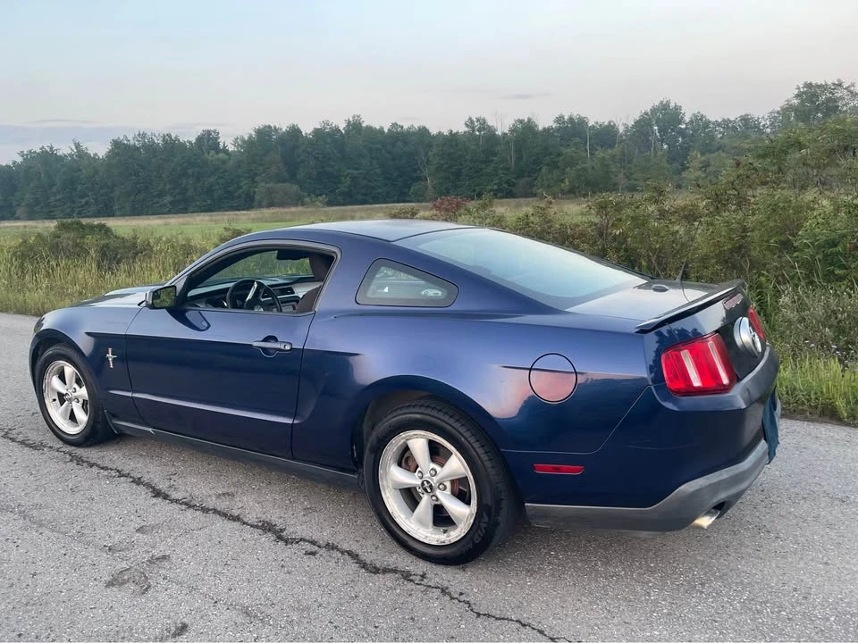 2012 Ford S197 Mustang - Image 2 of 9