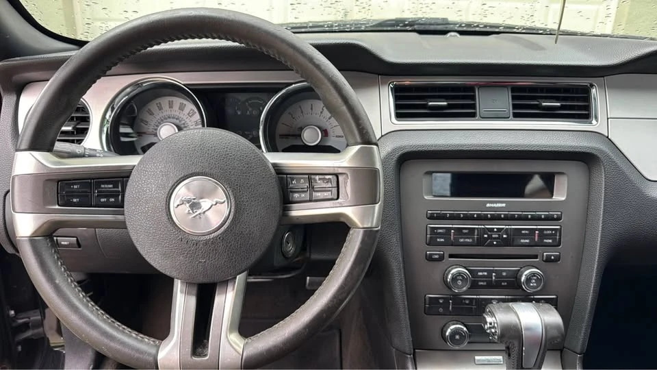 2012 Ford S197 Mustang - Image 8 of 11
