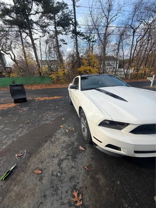 2012 Ford S197 Mustang - Image 4 of 8