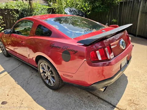 2012 Ford Mustang V6 Premium Coupe