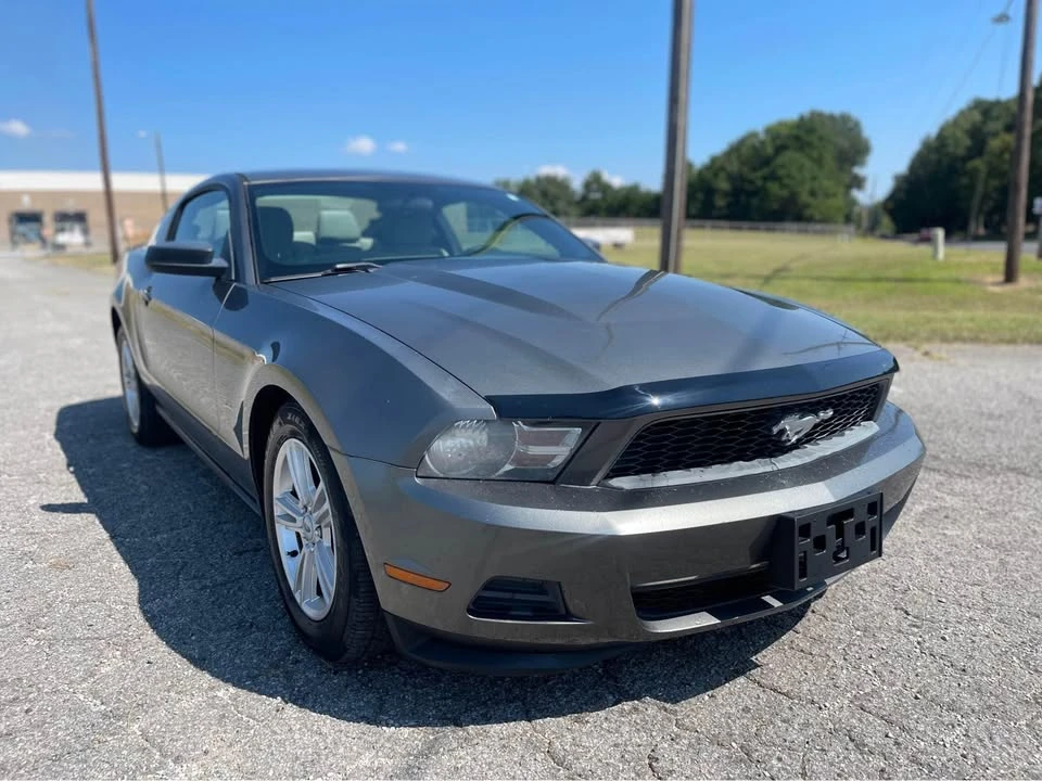 2012 Ford S197 Mustang - Image 2 of 8