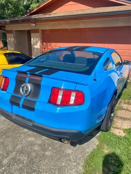 2012 Ford Mustang V6