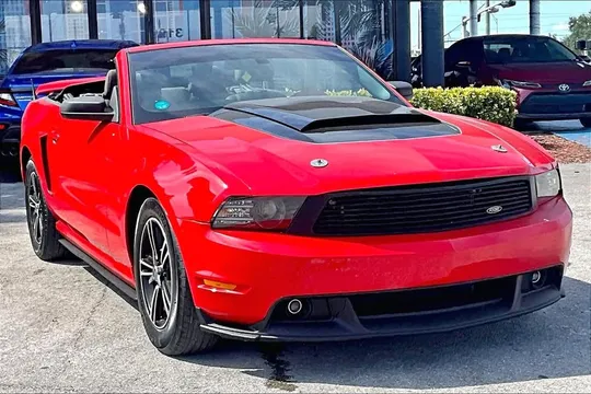 2012 Ford Mustang Convertible