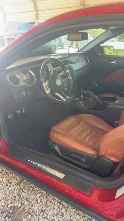 2012 Ford S197 Mustang - Image 6 of 9