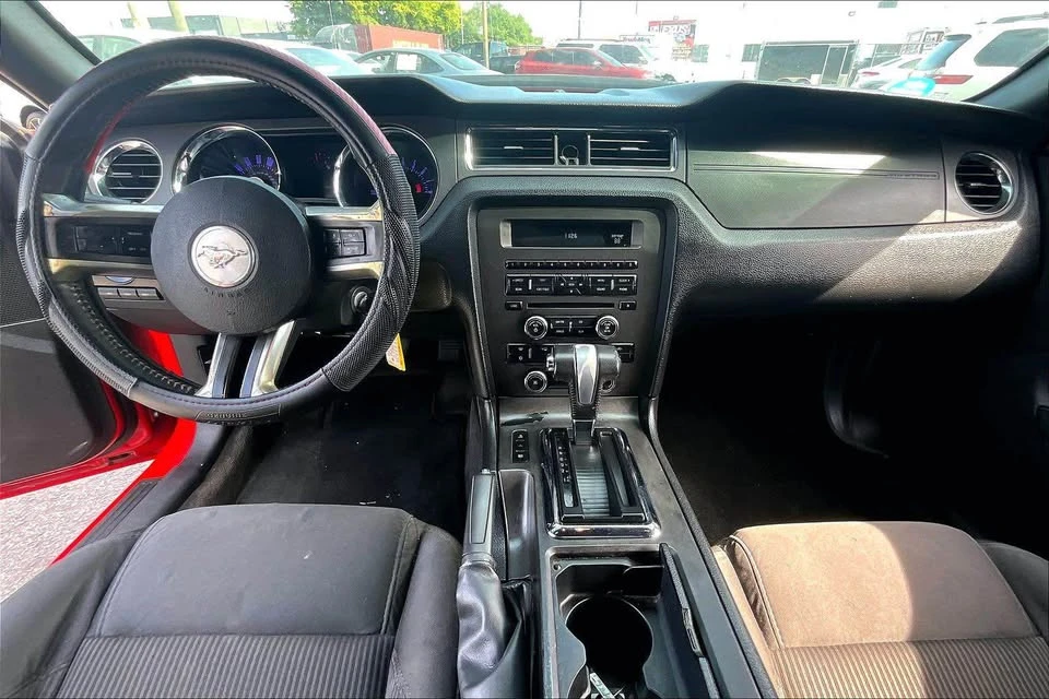 2012 Ford S197 Mustang - Image 3 of 6