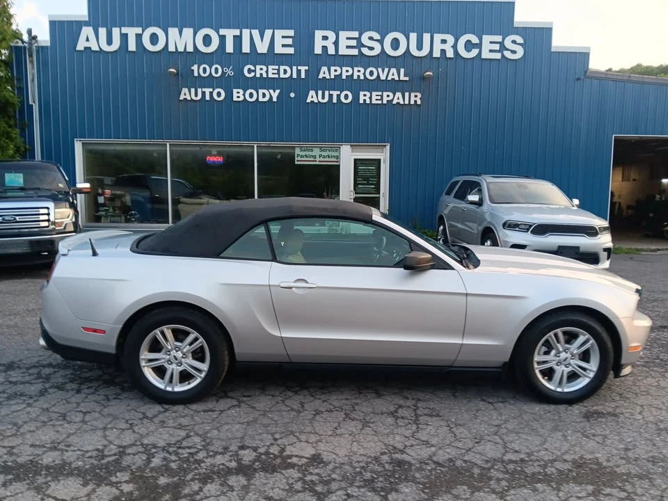 2012 Ford S197 Mustang - Image 6 of 12