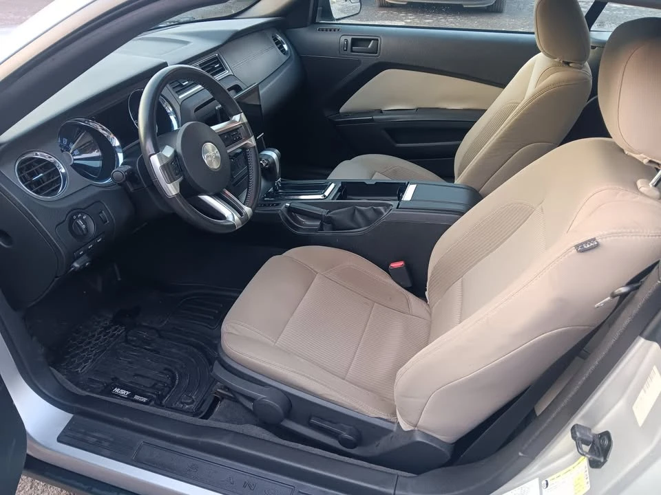 2012 Ford S197 Mustang - Image 10 of 12