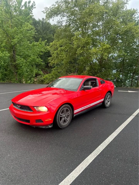 2012 Ford S197 Mustang - Image 2 of 3